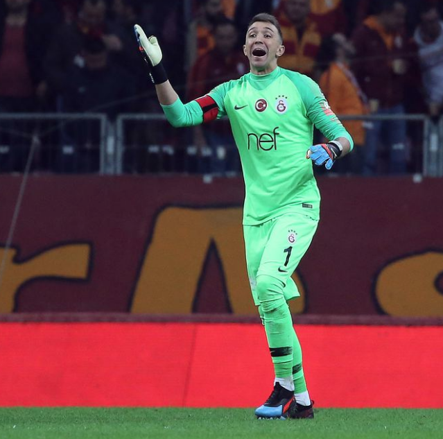 Fernando Muslera için inanılmaz iddia - Resim: 3