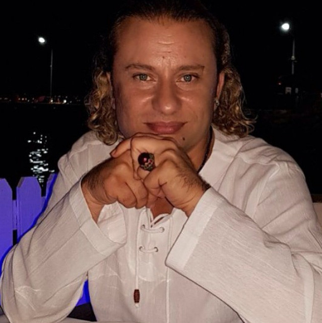 Bülent Ersoy'a canlı yayında evlenme teklifi! - Resim: 1