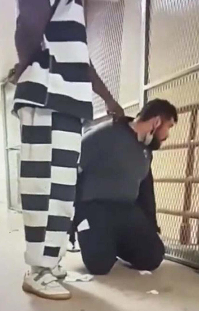 ABD'de isyan çıkaran mahkum gardiyanı rehin aldıktan sonra öldürüldü - Resim: 0