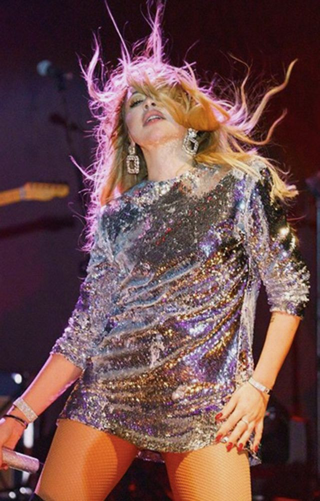 Hadise'ye 250 bin lira verdiler KKTC'de konseri tartışma konusu oldu - Resim: 4