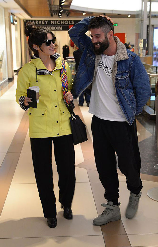 Bir Deli Rüzgar bitti ama aşk bitmedi ünlü oyuncular fena yakalandı - Resim: 3