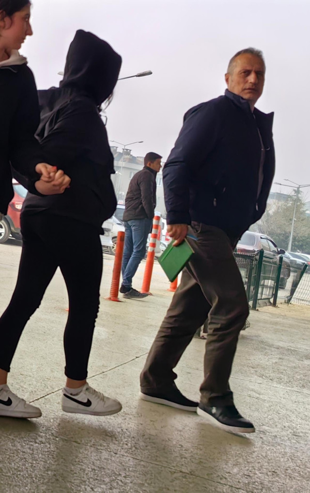 Bursa'da kayıp Melike bulundu: Ailesine teslim edildi - Resim: 0