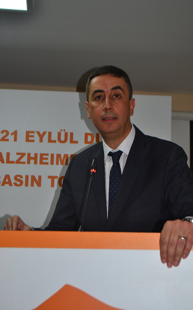 Türkiye Alzheimer Derneği Başkanı: Türkiye'de alzaymır artıyor - Resim: 0