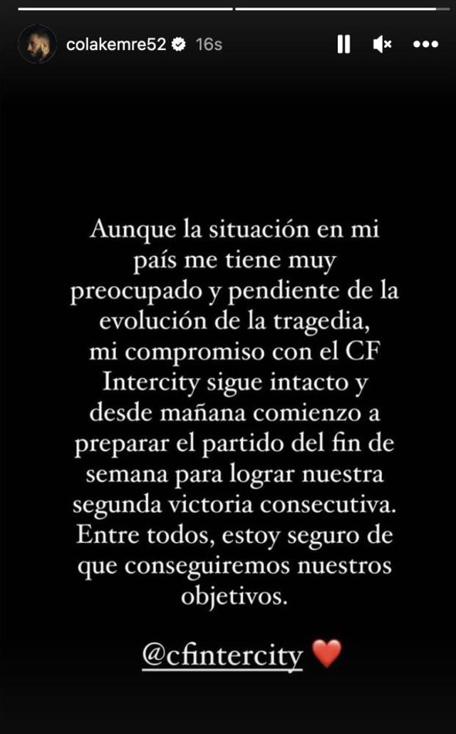 Emre Çolak’ın futbolu bırakması 1 gün sürdü - Resim: 0