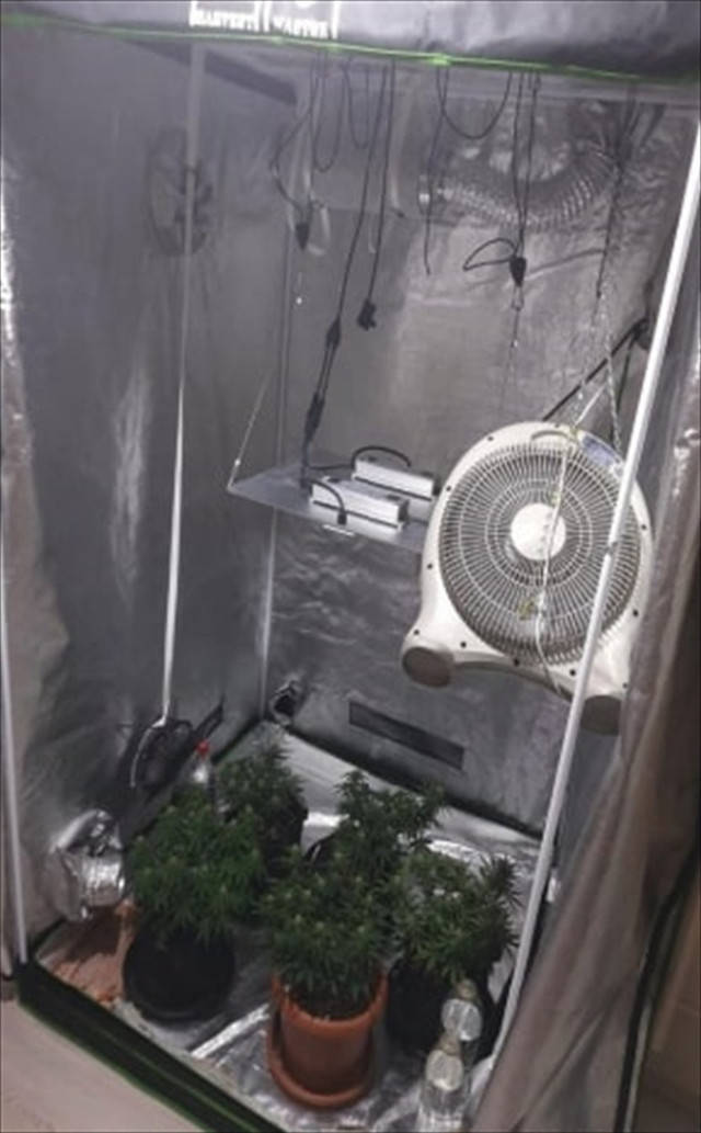 Ankara'da FETÖ firarisi emniyet müdürü hücre evinde yakalandı - Resim: 0