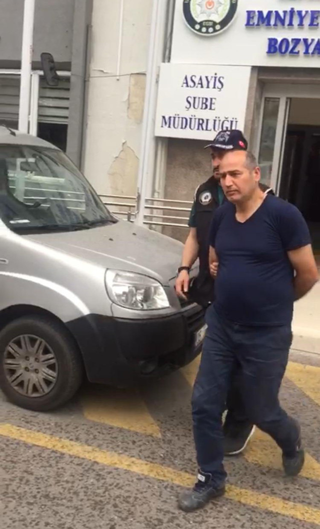 İzmir'de FETÖ ve PKK'ye çifte darbe: Çok sayıda gözaltı var - Resim: 1