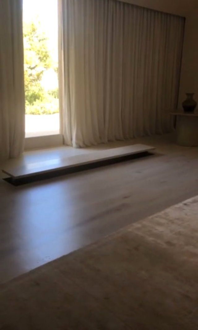 Yatak odasında ilginç düzenek! Kim Kardashian paylaştı - Resim: 4