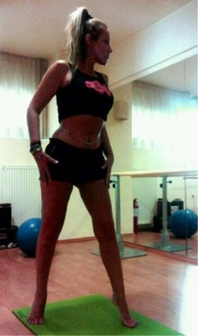 Dışişleri Bakanlığında çalışan 'din işlerinden' sorumlu sekreterin olay görüntüleri - Resim: 4