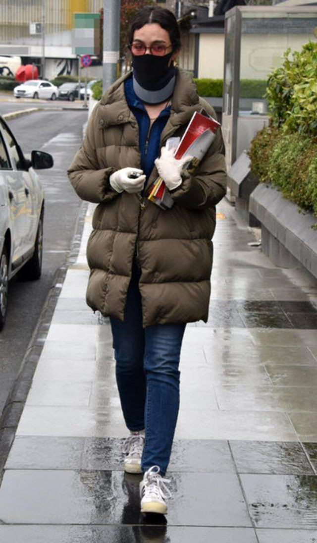 Babil'in yıldızı Birce Akalay yeni sevgilisi ile yakalandı! İşte o panik anları - Resim: 2