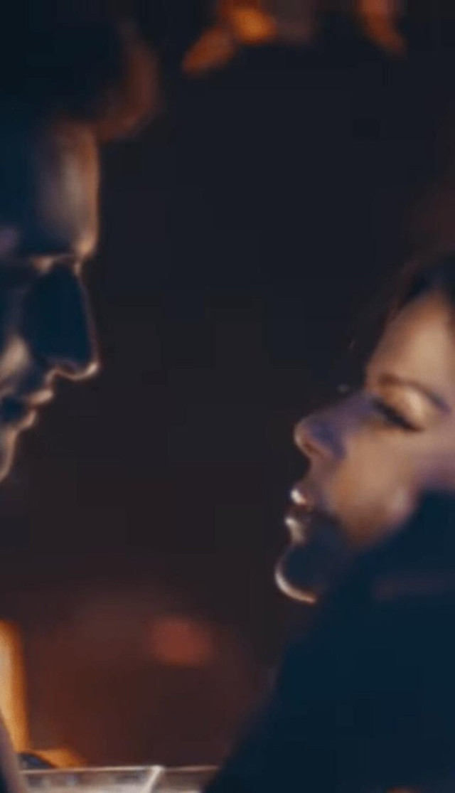 Şarkıcı Simge'nin klibindeki cesur sahneler şok etti! Birde 150 Bin TL ödemiş - Resim: 2