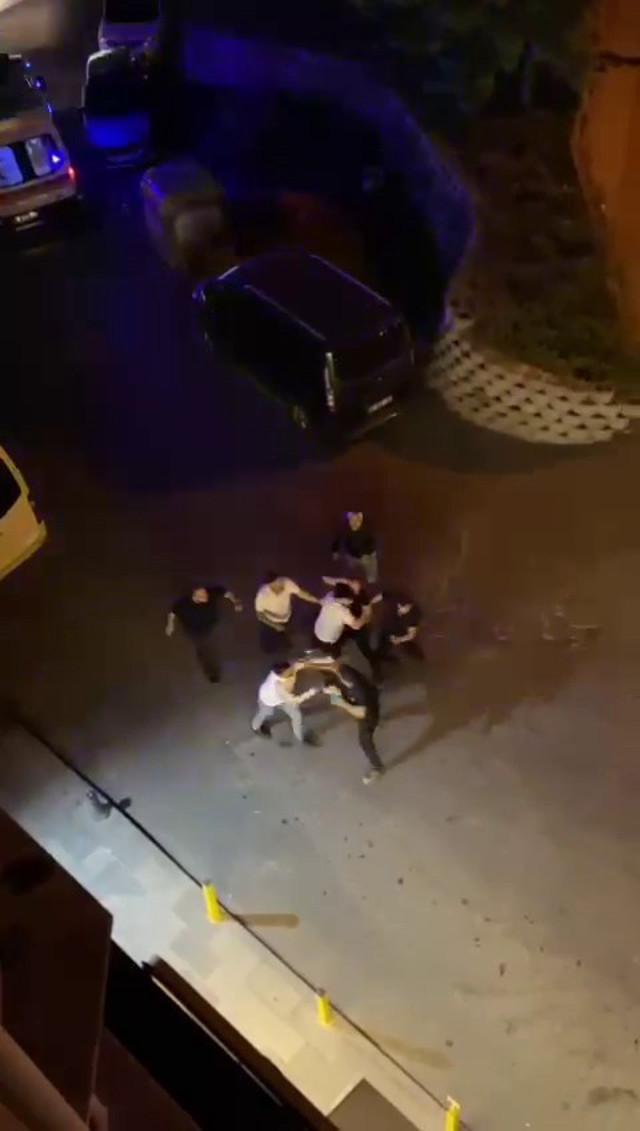 Alkollü sürücü ortalığı birbirine kattı, kendisini durdurmaya çalışan vatandaşı ezdi - Resim: 2