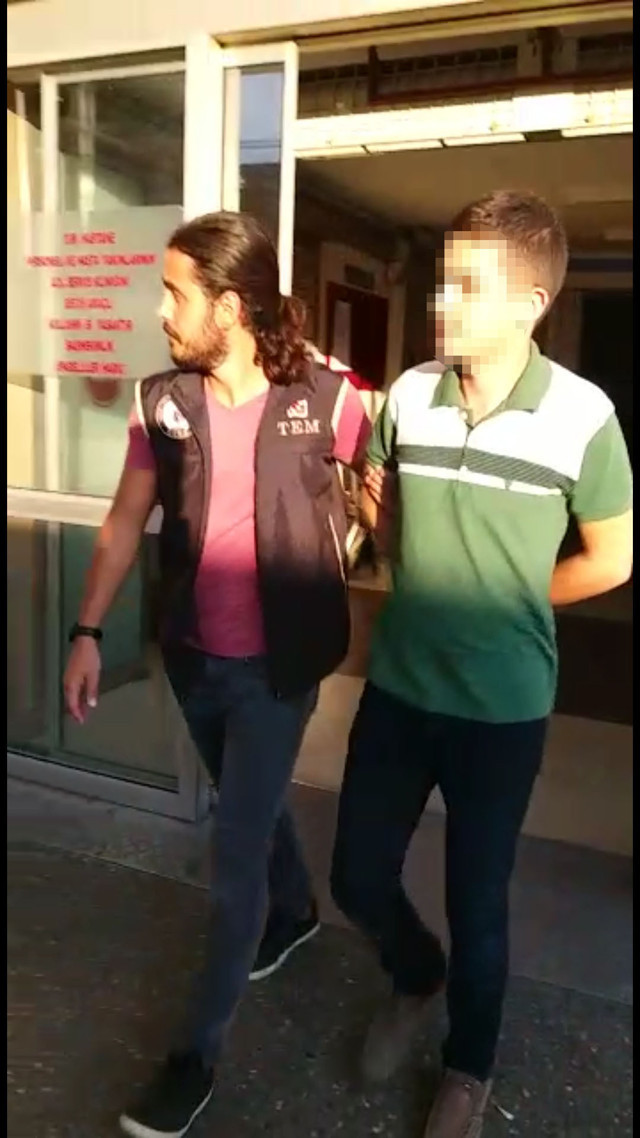 İzmir'de TSK'deki FETÖ soruşturmasında 47 kişi için gözaltı kararı! 35'i muvazzaf - Resim: 1