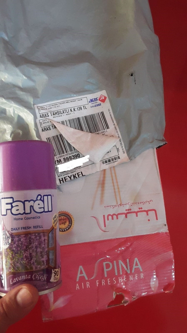 Bursa'da yaşandı! İnternetten telsiz siparişi verdi paketten sprey çıktı - Resim: 0