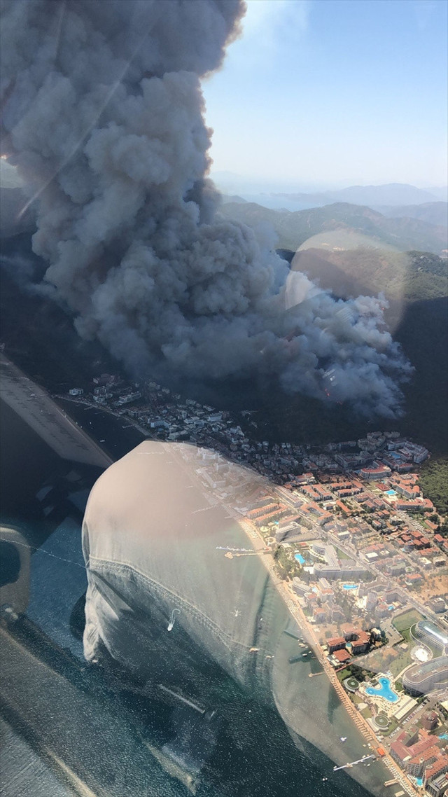 Kocaeli ve Muğla Marmaris'te ormanlık alanda yangın - Resim: 0