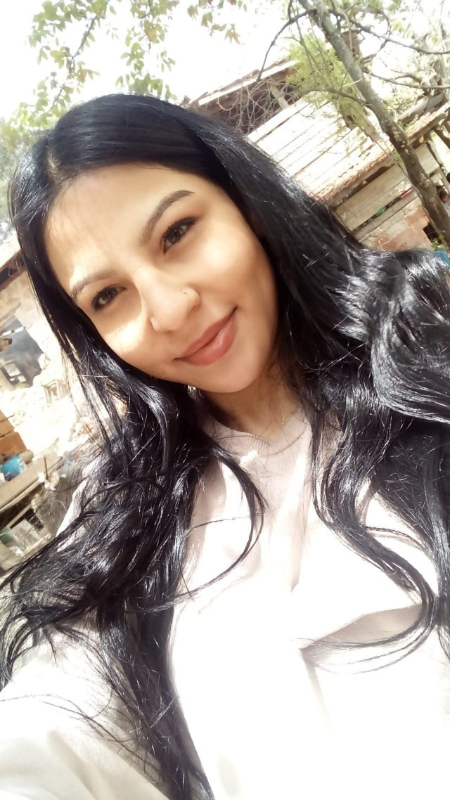 18 yaşındaki karısını 20 günlük bebeğinin yanında öldürdü! Tek kelime konuşmadan tutuklandı - Resim: 1