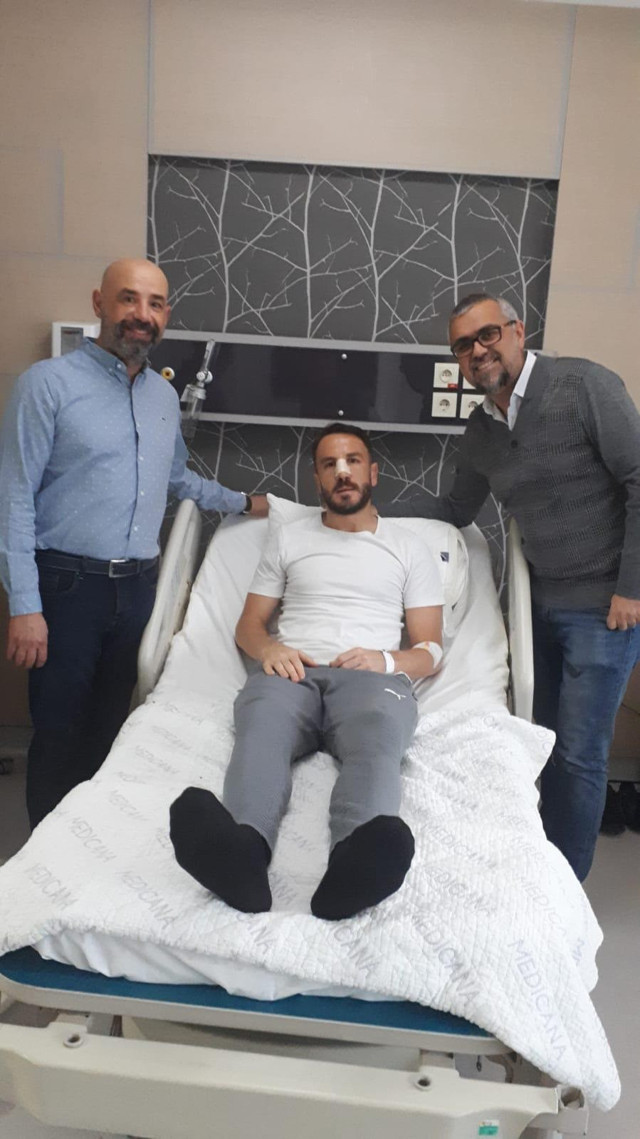 Konyaspor'da Beşiktaş maçı öncesi sakatlık şoku - Resim: 0