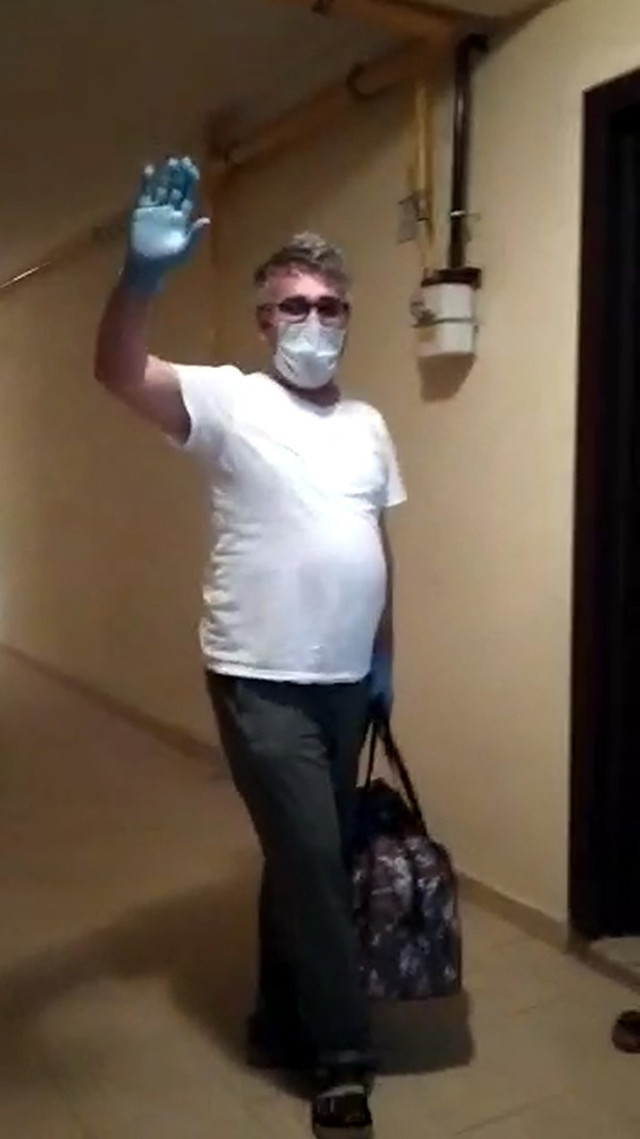 Osmaniye'de koronavirüsten taburcu oldu düğüne gider gibi evine gitti - Resim: 1