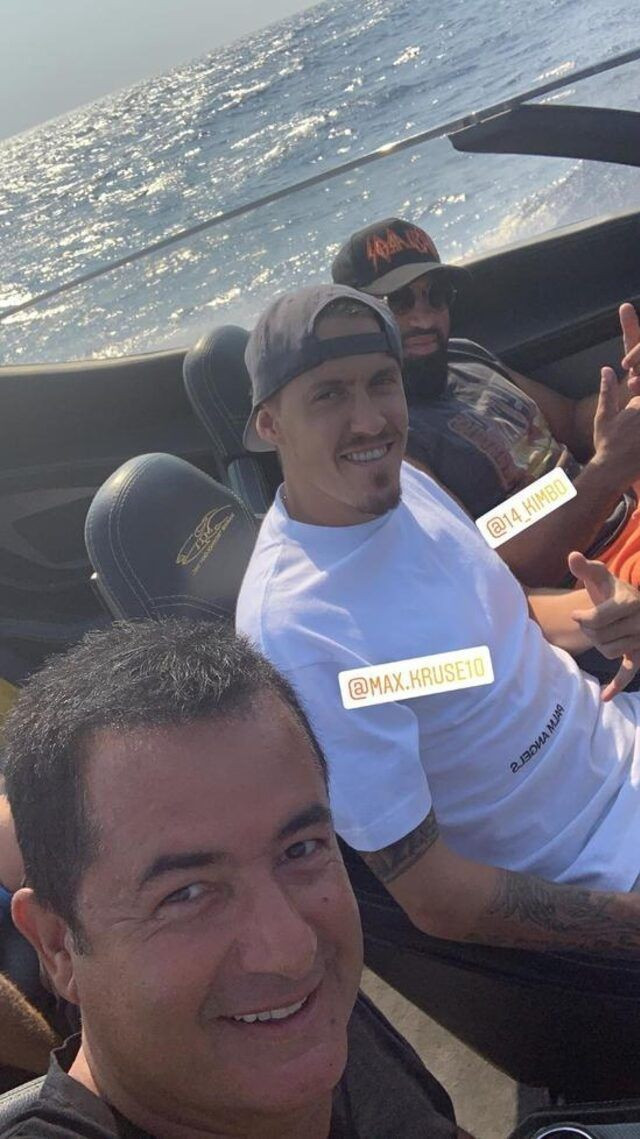 Acun Ilıcalı Fenerbahçeli Max Kruse kapıştı! Bakın maçı kim aldı? - Resim: 1