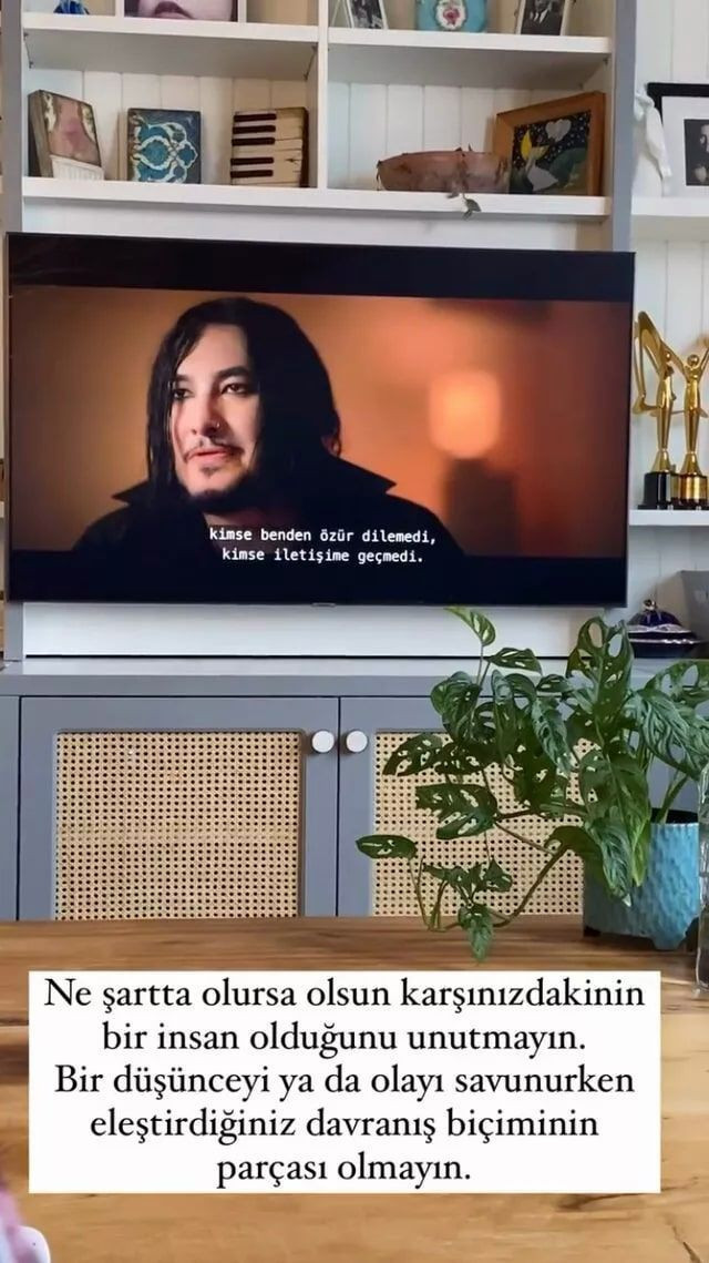 Bergüzar Korel yaşadıklarını anlattı şoke etti 'Pi.in ve senin gebermeni istiyorum!' - Resim: 2