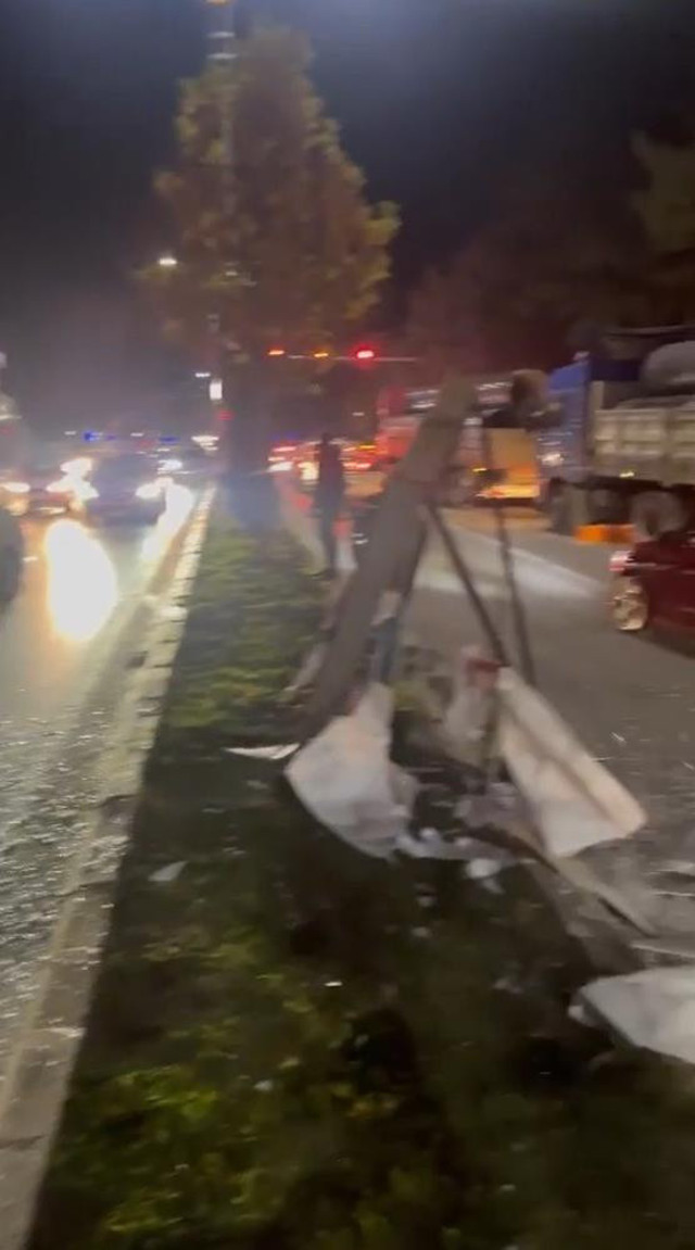 Aynı noktada iki kaza birden! Biri aracını bırakıp kaçtı - Resim: 2