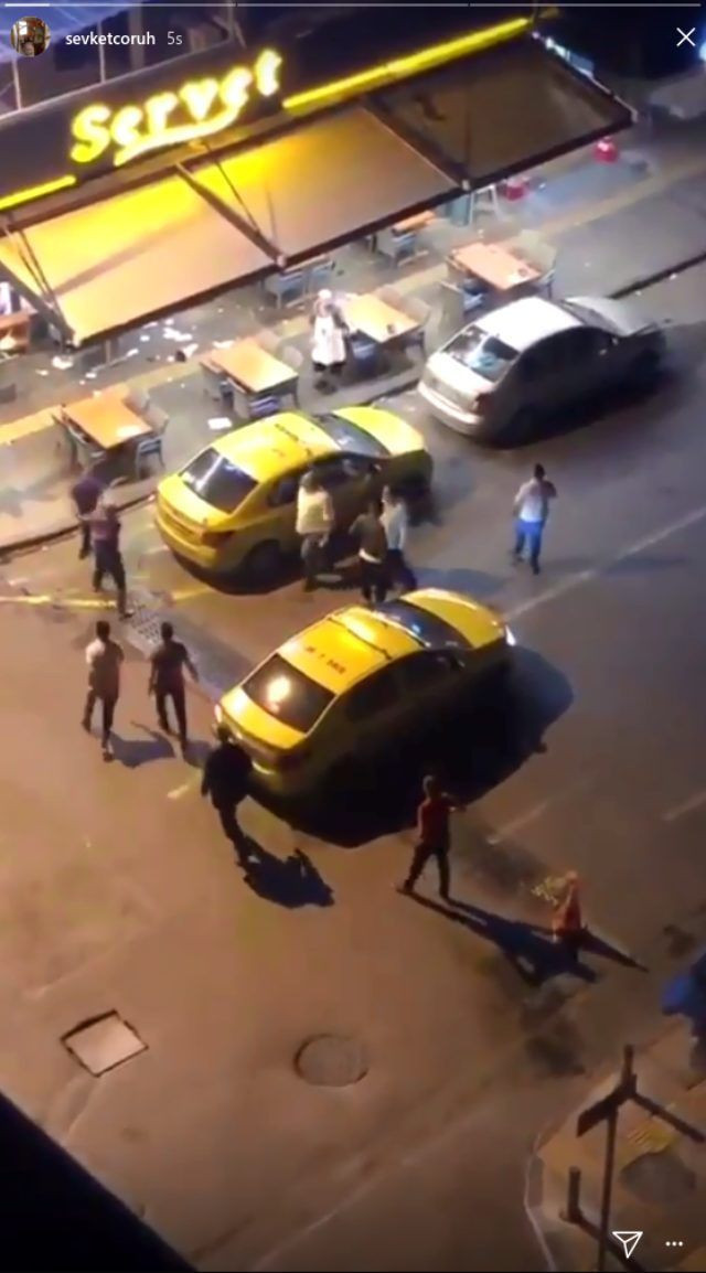 Arka Sokaklar dizisinin Mesut'u Şevket Çoruh'a saldırıda kaçmaya çalıştığı anlar - Resim: 3