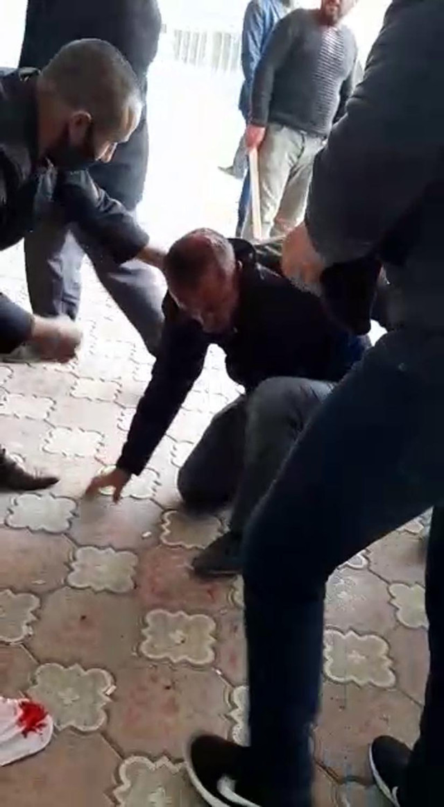 Erzurum'da iki mahalle arasındaki kavga kanlı bitti 3'ü ağır 7 yaralı - Resim: 0