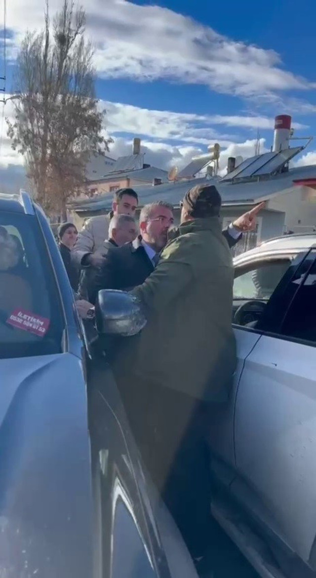 AK Partili Belediye Başkan Adayı Recep Karataş'a saldırı - Resim: 0