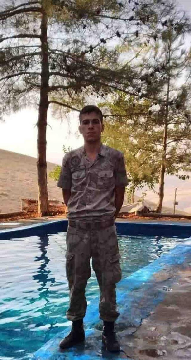 İdlib'te şehit sayısı 3'e yükseldi! Acı haber Hatay'daki baba ocağına ulaştı - Resim: 0