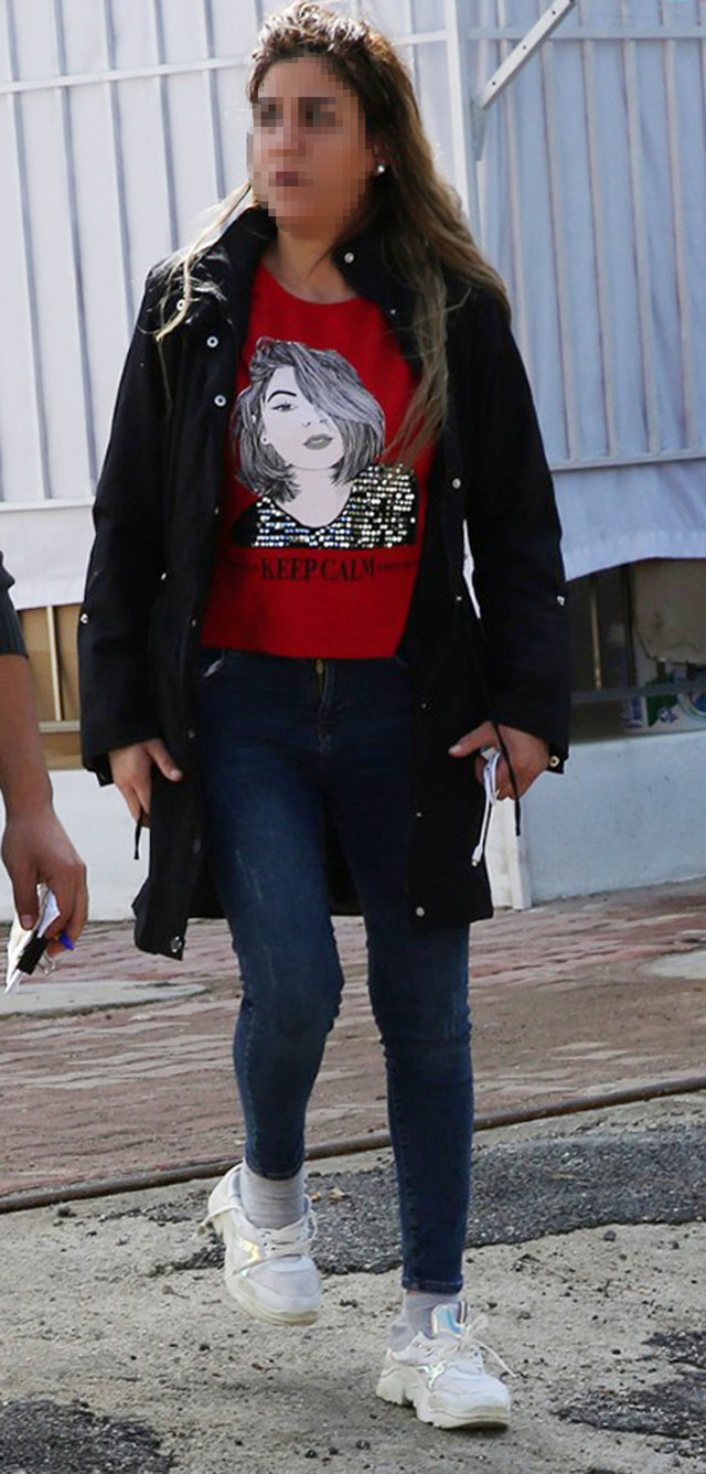 Antalya'da eski kocasını sırtından bıçakladı daha önce de bıçakla kovalamış - Resim: 2