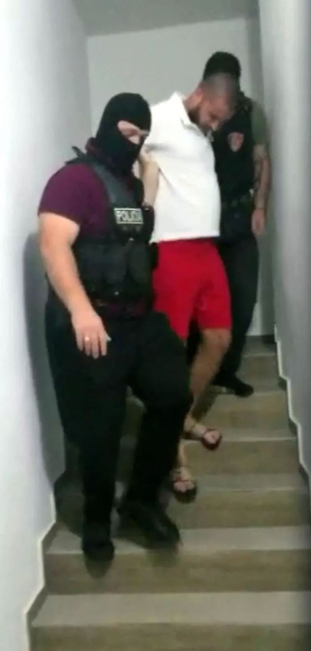 Thodex'in firari patronu Arnavutluk'ta yakalandı! Faruk Fatih Özer kimdir işte yakalandığındaki son hali - Resim: 0