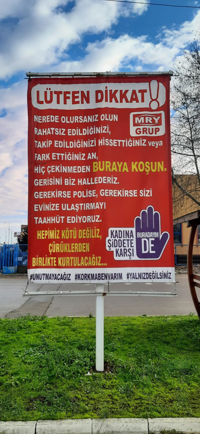 Kocaeli akaryakıt istasyonuna astığı pankartta kadınlara seslendi: Buraya koşun - Resim: 1