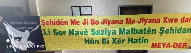 Van'daki belediyenin binasında Öcalan'ın fotoğrafları ele geçirildi - Resim: 1