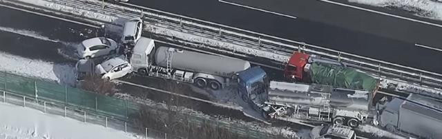 Japonya'da 130 araç birbirine girdi! Kazadan ilk görüntüler korku filmini andırdı - Resim: 2