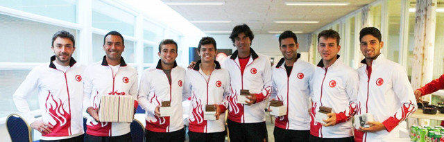 Türkiye Davis Cup'ta Danimarka'yı 3-2 yenerek tarih yazdı - Resim: 0