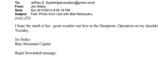 İsrail ajanı denen Epstein belgelerinden Netanyahu'nun sansürlü fotoğrafı çıktı - Resim: 1