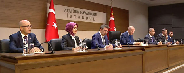 Cumhurbaşkanı Erdoğan'dan dünyaya İsrail çağrısı: İnsanlığın kaybedecek bir günü kalmamıştır - Resim: 0