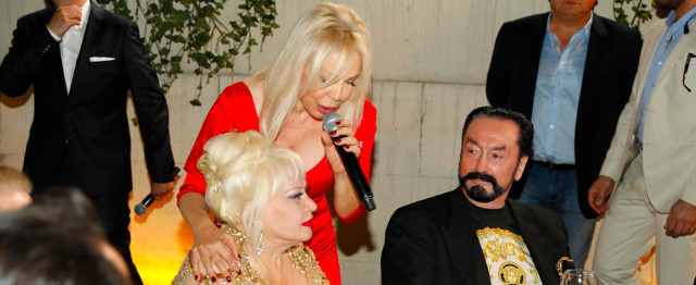 Sanat camiası Adnan Oktar'ın davetinde buluştu - Resim: 3