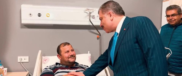 Bakan Koca'dan sabaha karşı sürpriz ziyaret! Müjdeyi duyurdu: Cerrahi operasyonlar 2 hafta içinde başlıyor! - Resim: 0