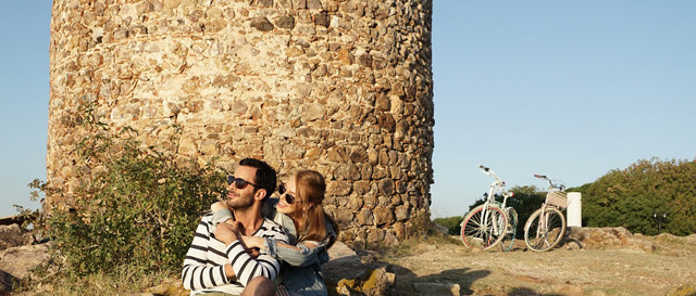  Elçin Sangu ile Barış Arduç'un sinema filminden ilk görüntüler! - Resim: 3