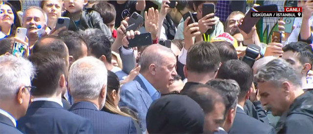 Cumhurbaşkanı Erdoğan oyunu kullandı ilk sözleri bu oldu - Resim: 2