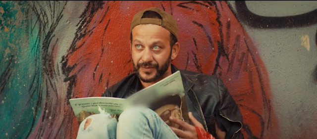 Hande Erçel ve Rıza Kocaoğlu'nun iki aşığı canlandırdığı klip izleme rekorları kırıyor - Resim: 3