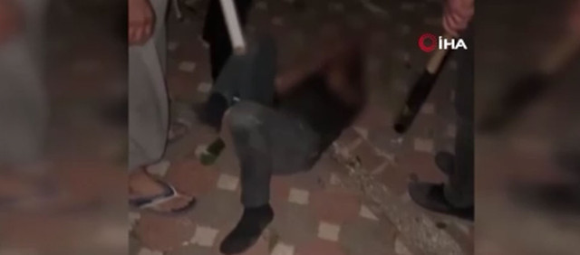 Adana'da depremde hasar gören binada jakuzide yakalandı! - Resim: 0