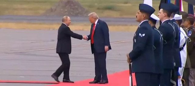 Trump ve Putin Alaska’da bir araya geldi - Resim: 2