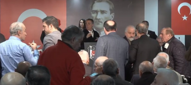 Ahmet Nur Çebi Fikret Orman'ı bombaladı: Yüzüstü bırakıp kaçtı - Resim: 0