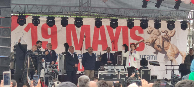 Meral Akşener 'Tütün İskelesi'nden iktidar yürüyüşünü başlattı! 'Başbakan' olarak tanıtıldı - Resim: 0
