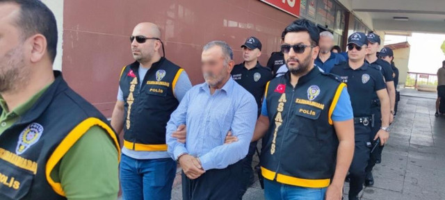 25 yıl sonra ortaya çıkan vahşette yeni gelişme! 7 şüpheliden 3’ü tutuklandı - Resim: 2