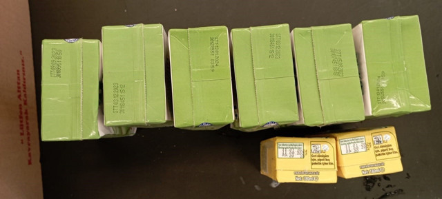 Markette mide bulandıran görüntü: Ambalajı kurtlanmış süt ürünü çıktı - Resim: 0