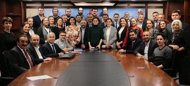 CHP başörtülüyü İstanbul'a il başkan yardımcısı yaptı ama fotoğrafa almadı! - Resim: 1