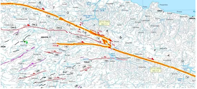 Dünyanın en riskli fayı burada dedi o ili uyardı! Artık her an olabilir 8 şiddetinde bekleniyor - Resim: 1