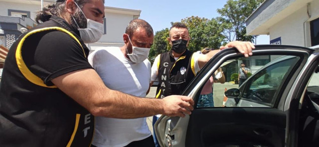 Bursa'da eski koca dehşeti! Konuşmak istemedi diye başından vurdu - Resim: 0